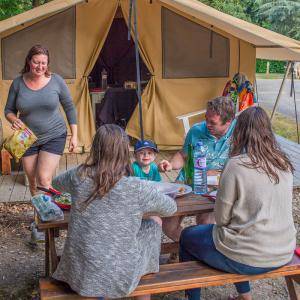 camping à rochefort en terre
